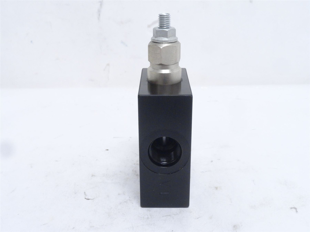 Valvole CBCALHNEAJ; Counterbalance Valve; 1/2NPT; 3:1 Ratio