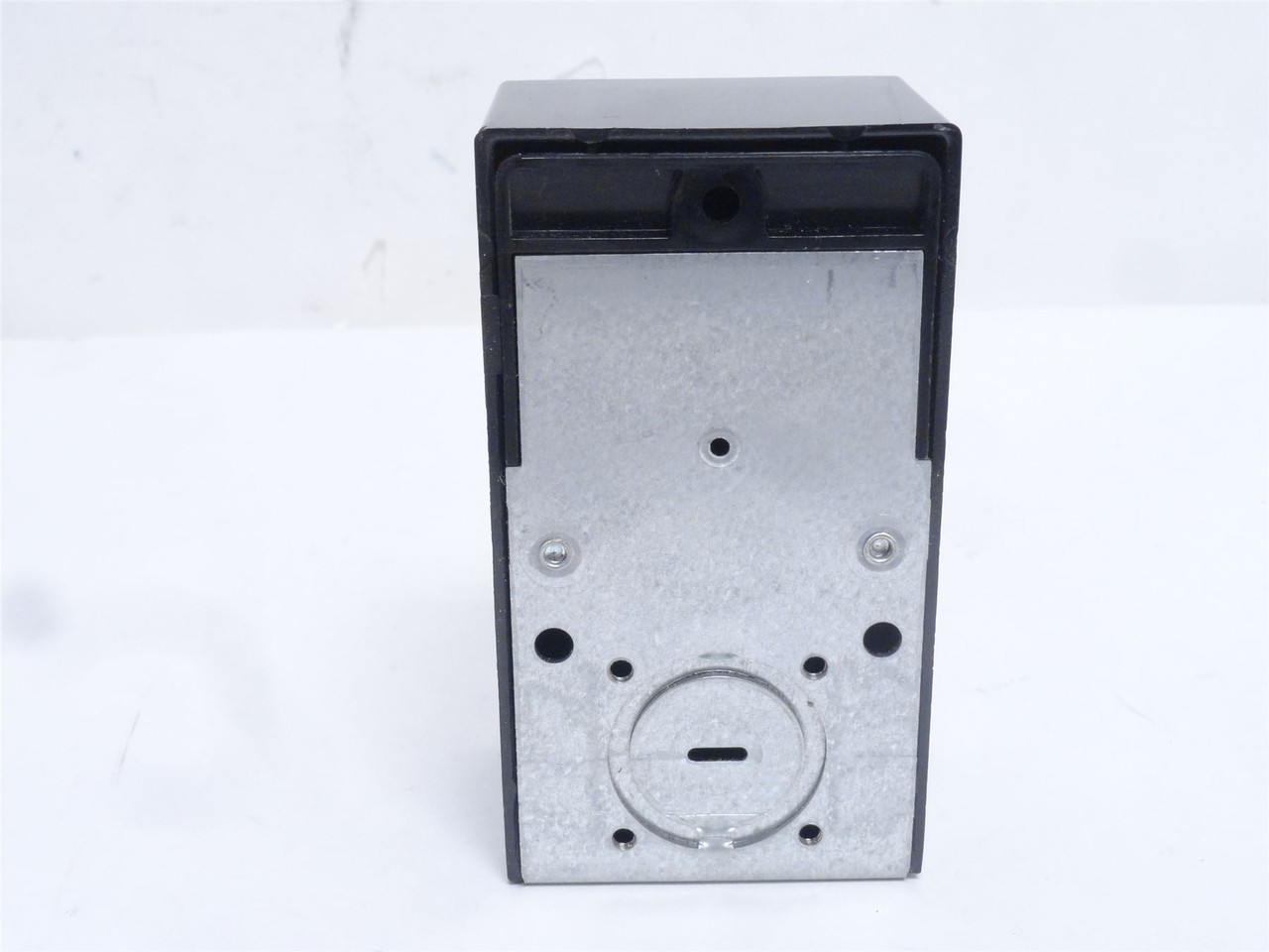 Leviton 5050; Surface Mount Receptacle 125/250VAC 10-50R