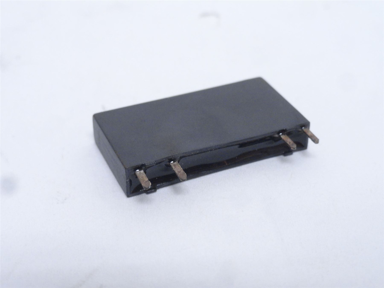 Allen-Bradley 700-TBS124; Solid State Relay 2A; 240VAC; 24VDC