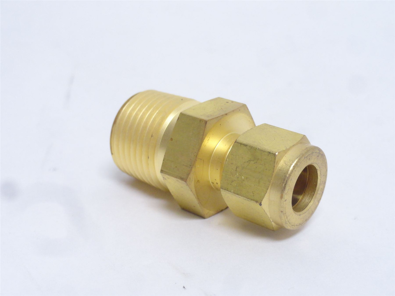 Swagelok B-600-1-8; Brass Tube Adaptor; 3/8" Tube x 1/2NPT