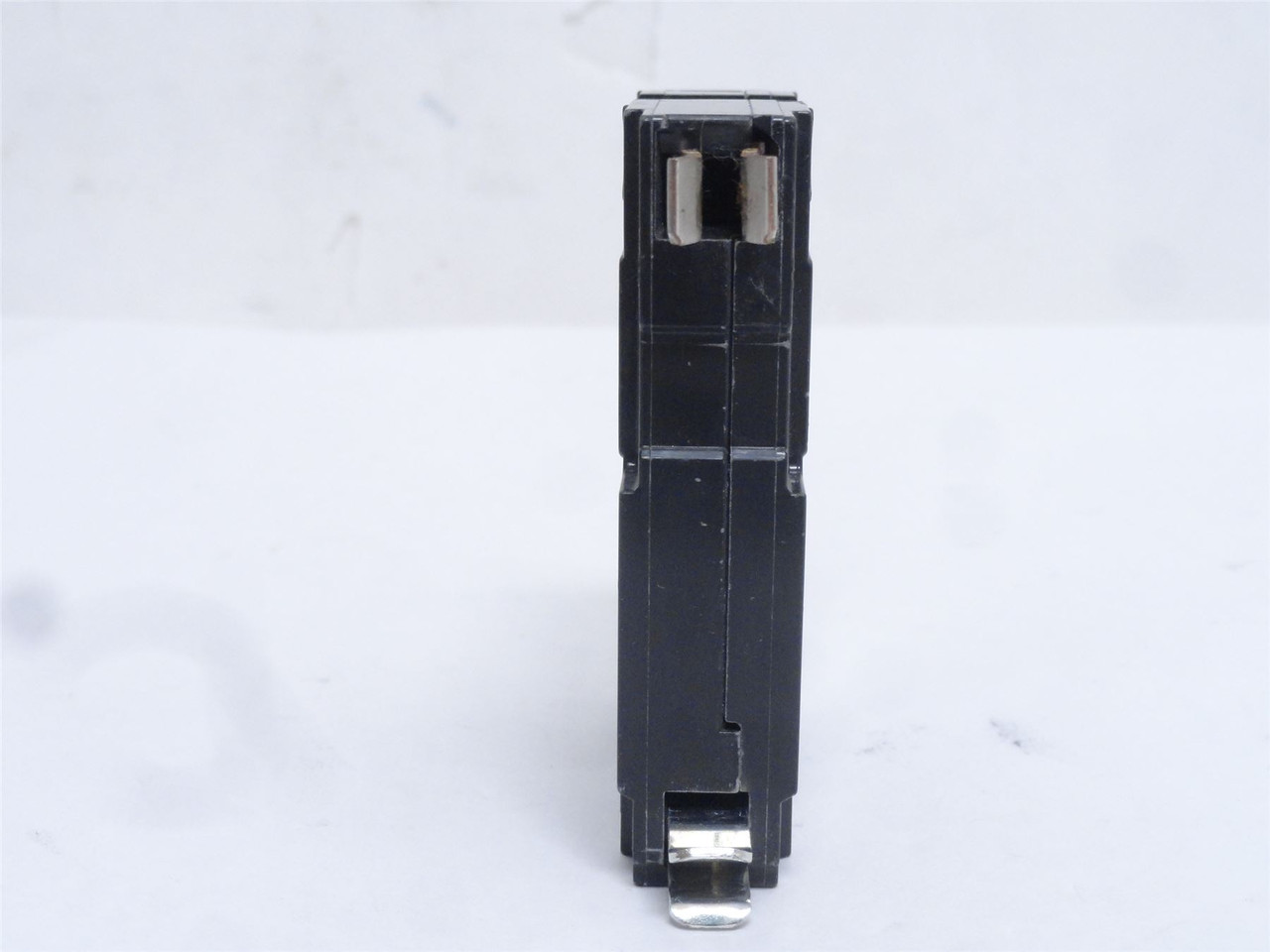 Square D QO115; Circuit Breaker; 15A 1-Pole; 120/240VAC