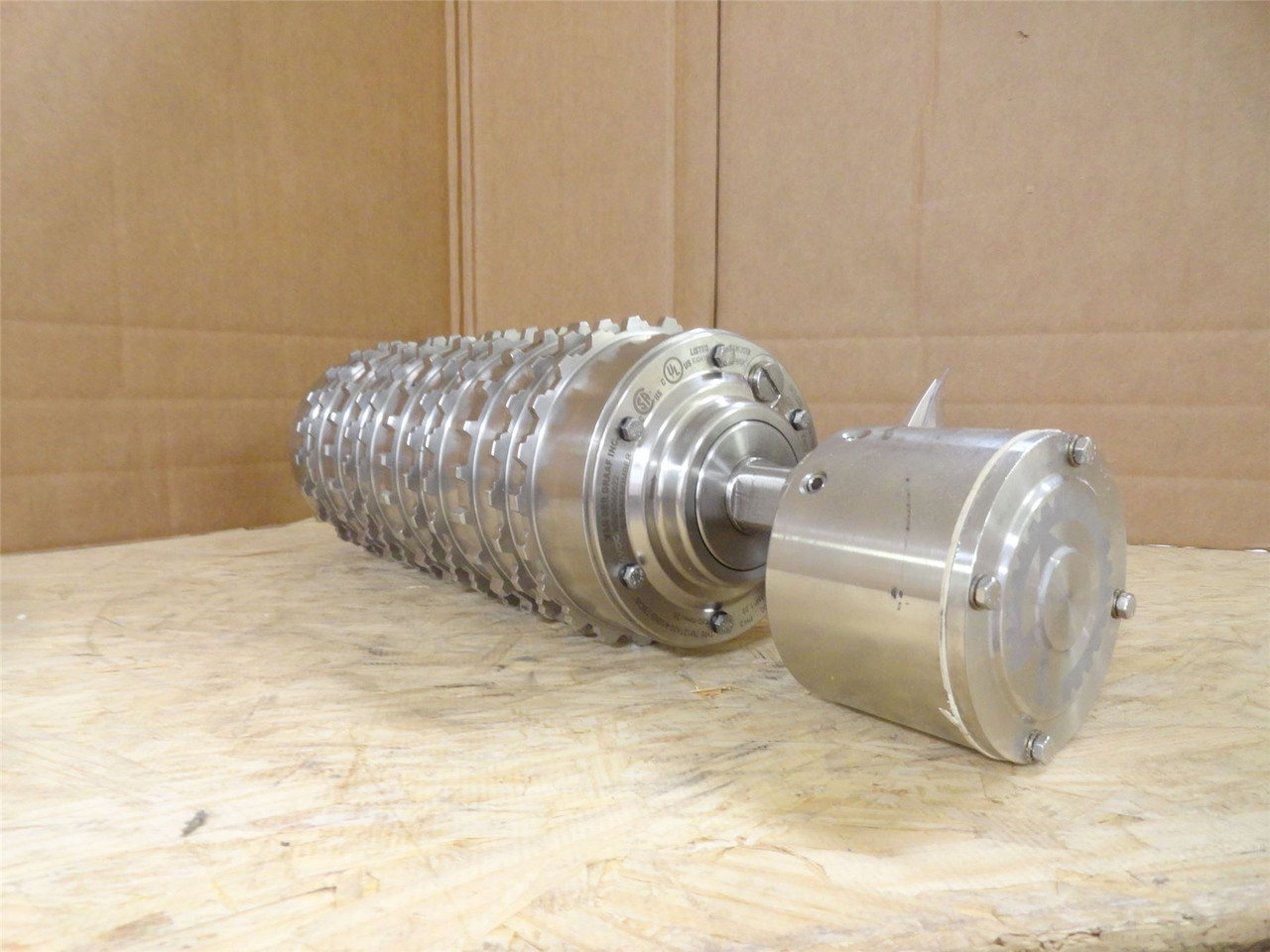 VanderGraaf TM127A30-410NB-TBCW-B; Drum Motor 13" Belt Width