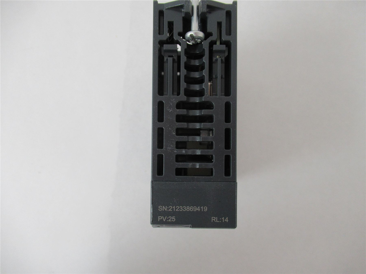 Schneider BMXDAI1604; Input Module100V AC - 120V AC 16 Inputs
