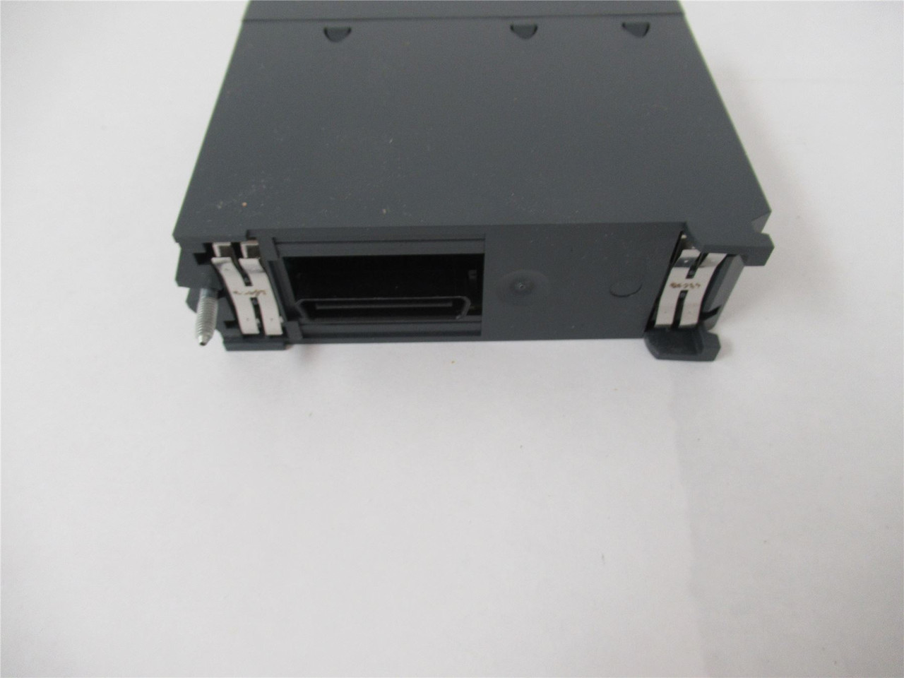 Schneider BMXDAI1604; Input Module100V AC - 120V AC 16 Inputs