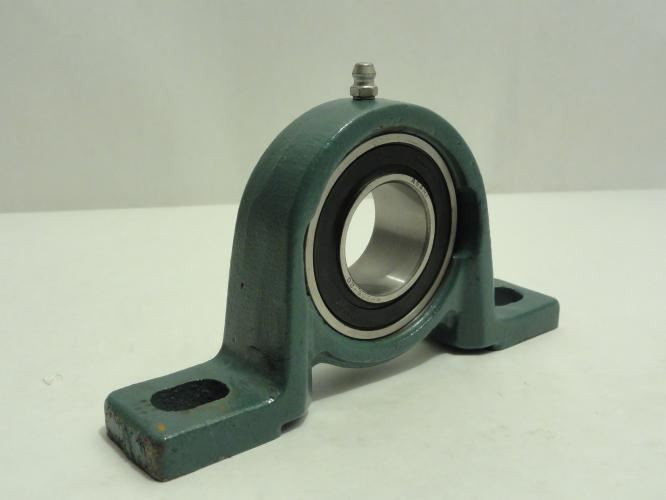 AMI KHPW206-20; Pillow Block Bearing; 1-1/4"ID; NO COLLAR