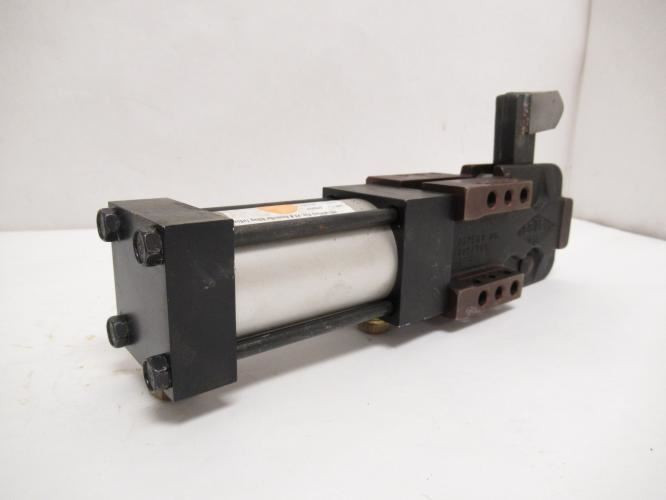Destaco 860-205; Heavy Duty Pneumatic Power Clamp; Vertical