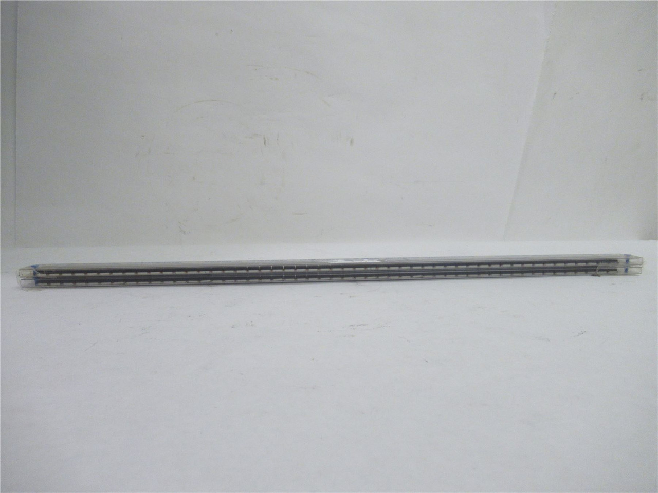 Infineon Technologies IRF530NS; Lot-100 Power Mosfet; 100V