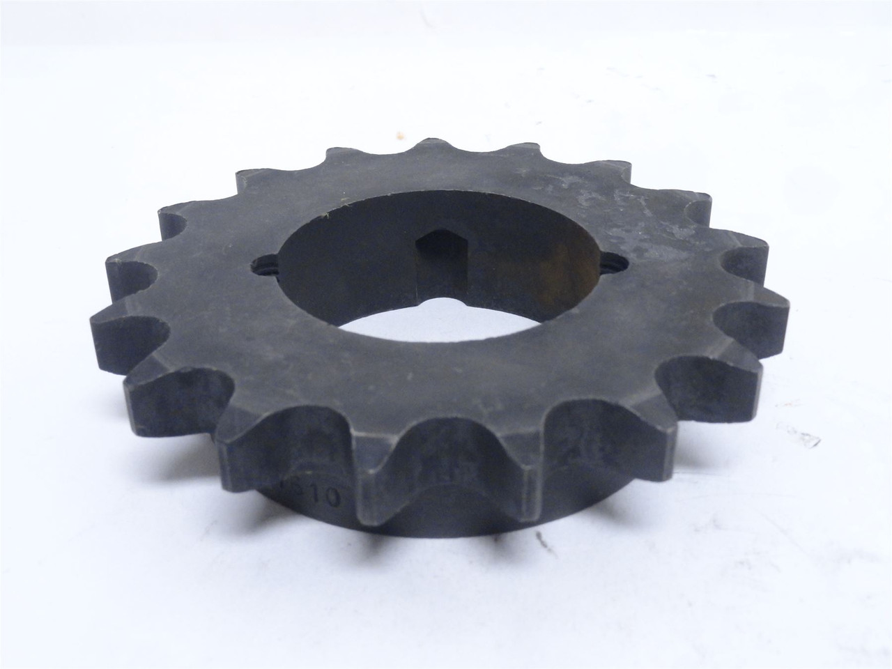 Martin 60BTB17-1610; Bushed Sprocket #60; 17-Teeth