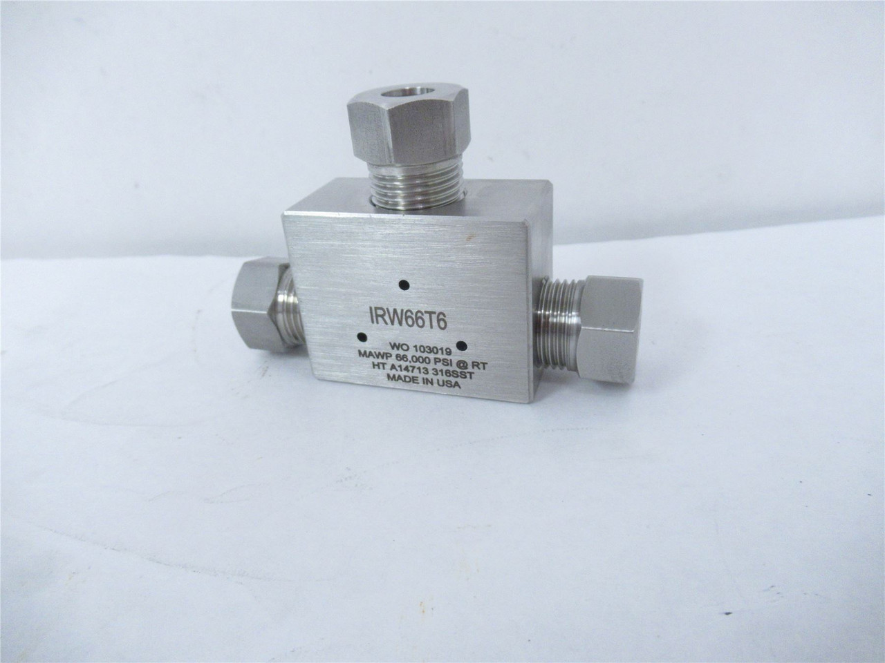 MFG 1RW66T6; High Pressure Tee 3/8" 66K PSI SS