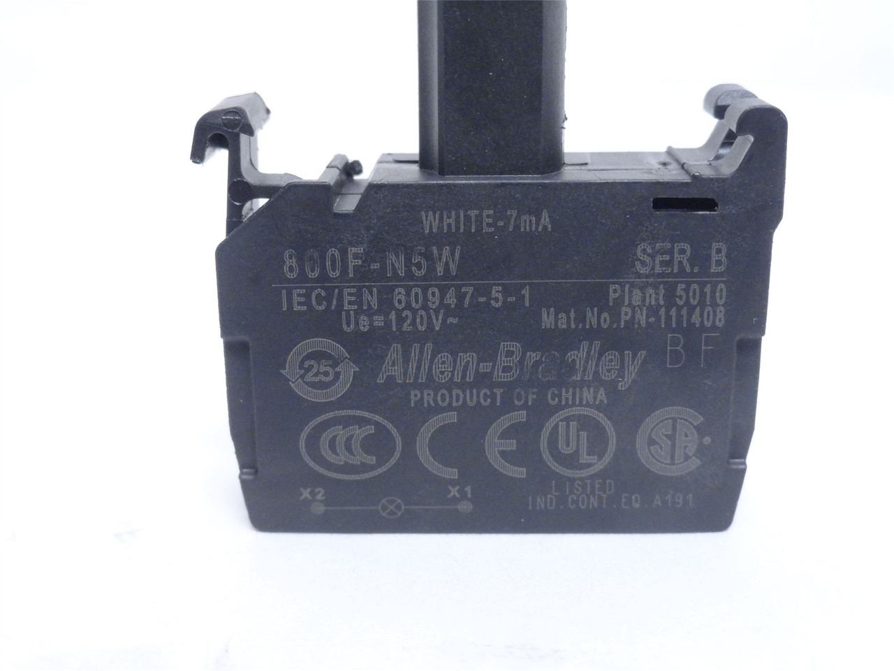 Allen-Bradley 800F-N5W; Integrated LED Module; 22mm; 120VAC