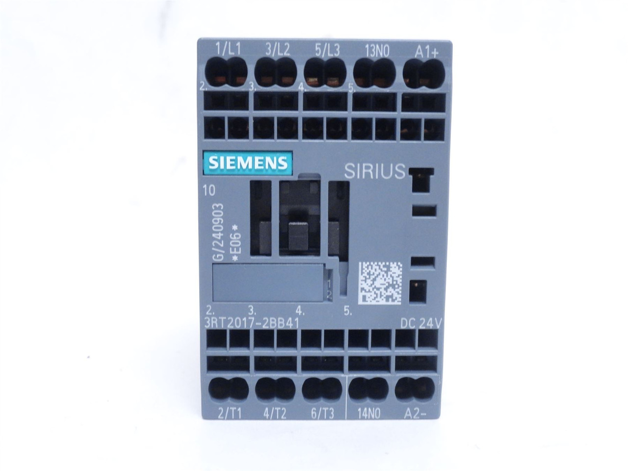 Siemens 3RT2017-2BB41; Contactor; 12A; 3P; 600V; Coil: 24VDC