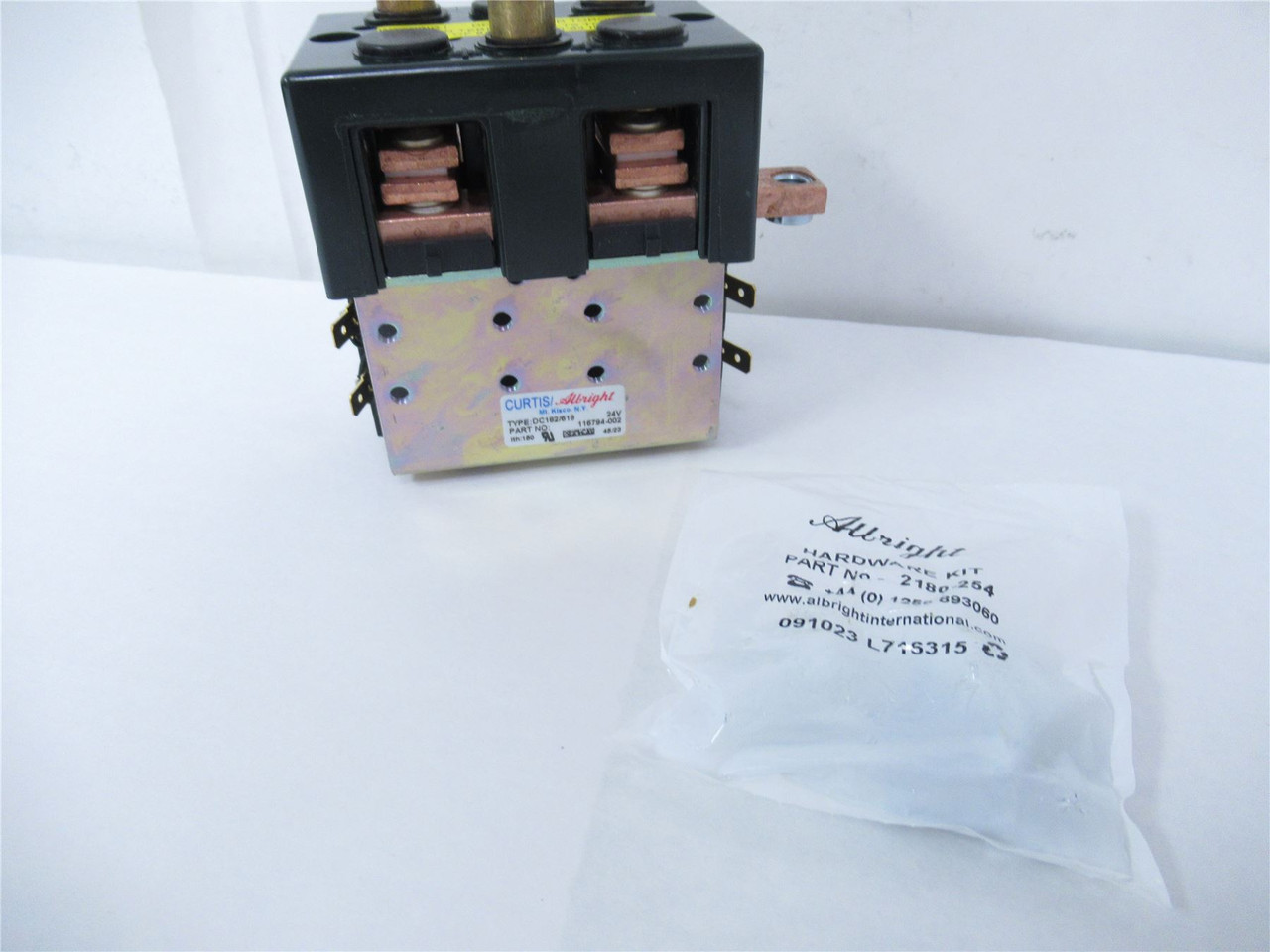Curtis Albright 116794-002; Contactor 24V for Crown