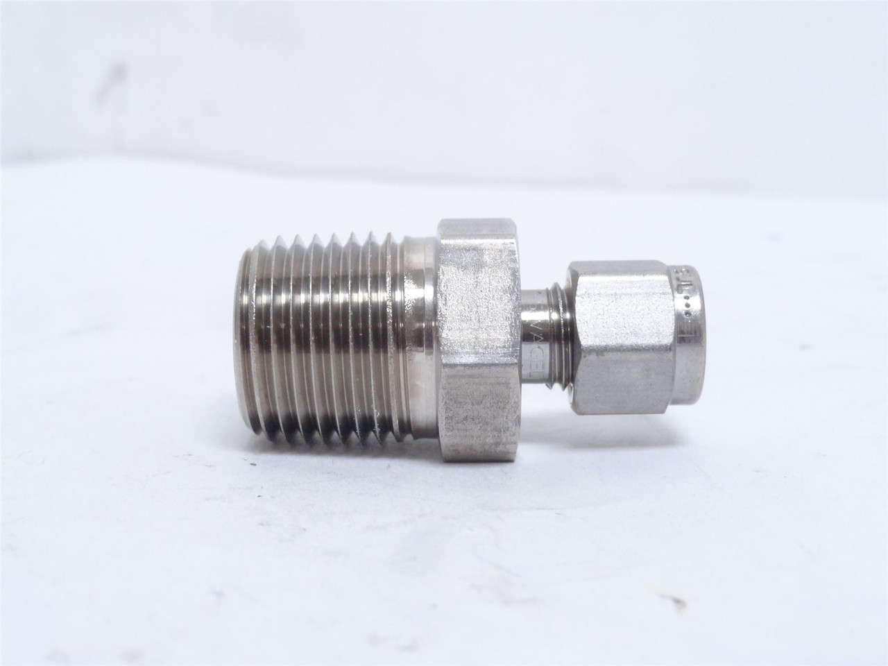 Swagelok SS-400-1-8; Adaptor; SS-316; 1/8" Tube x 1/2NPT