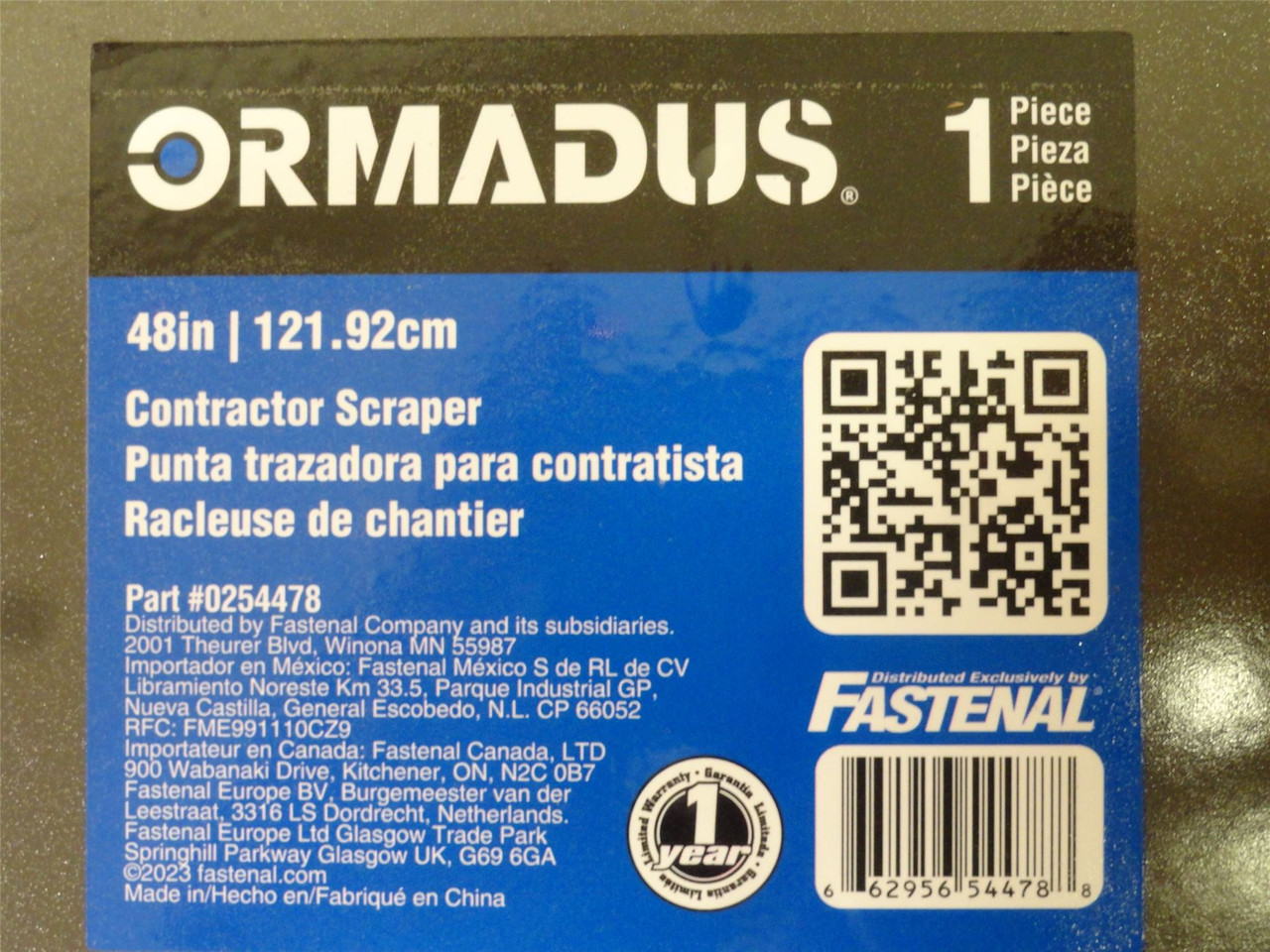 Ormadus 254478; Sidewalk Ice Scraper; 48" Handle; 7" Scraper