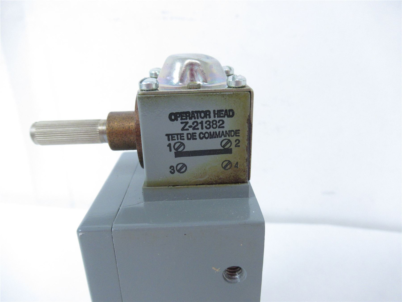 Allen-Bradley 802X-H7; Limit Switch  600 VAC Max 10 AMP Max