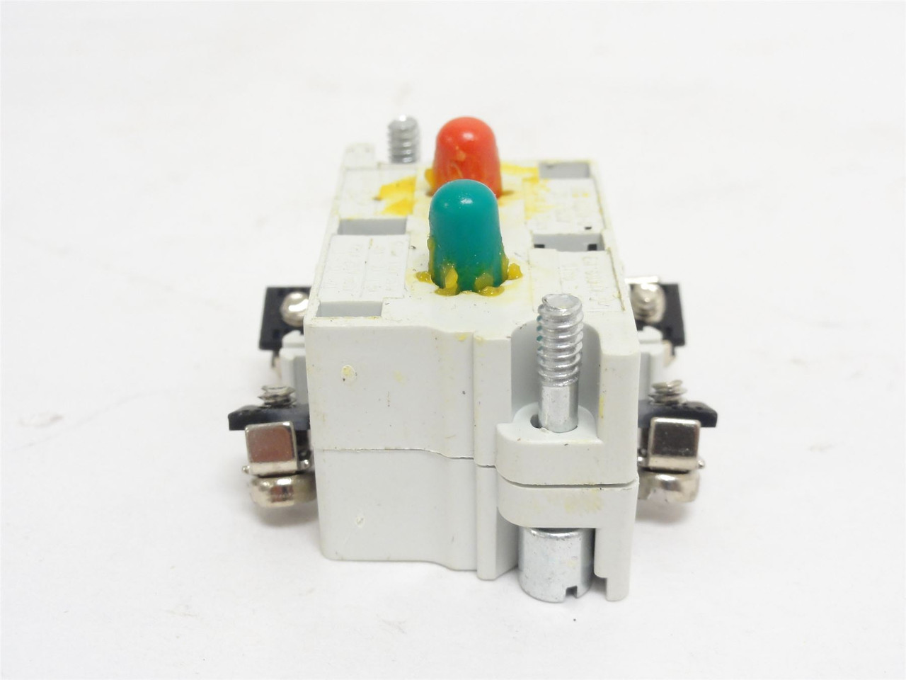 Eaton 10250T1; Pushbutton Contact Block 1-NO/1-NC; 690VAC