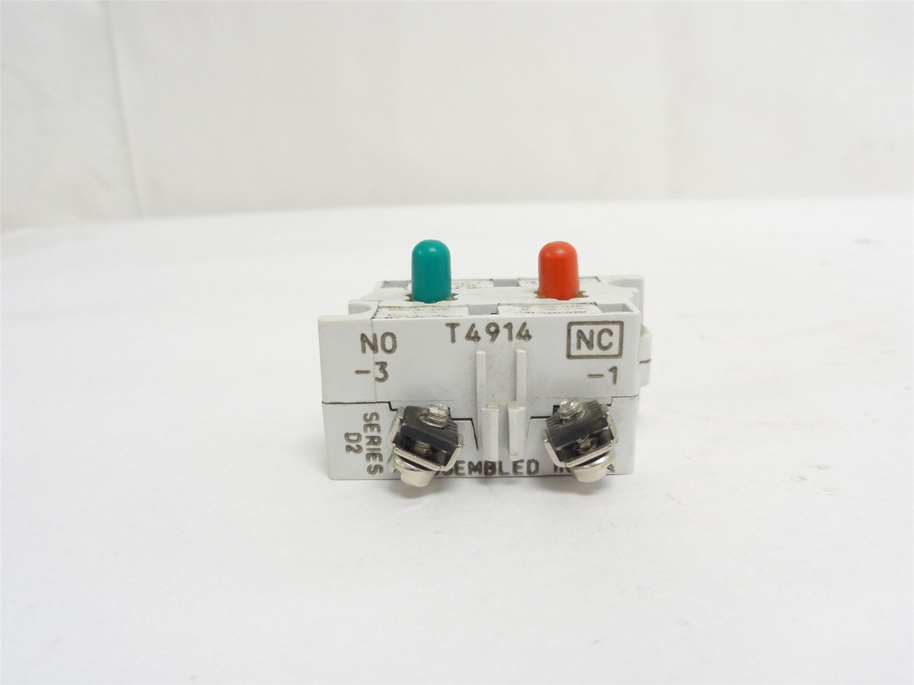 Eaton 10250T1; Pushbutton Contact Block 1-NO/1-NC; 690VAC