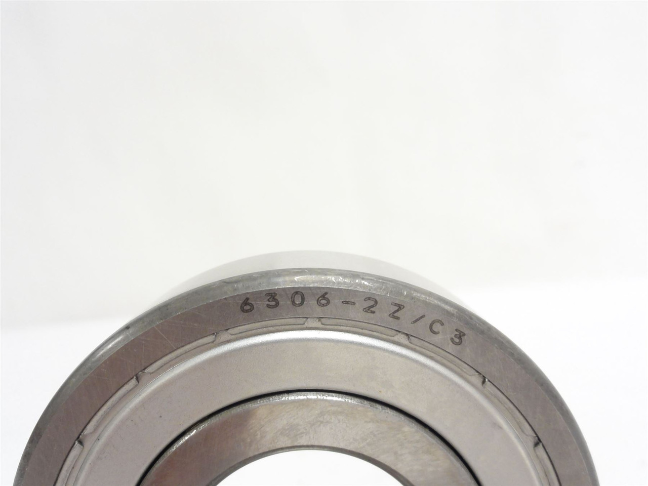 SKF 6306-2ZJEM; Ball Bearing 30mmID x 72mmOD x 19mm Wide