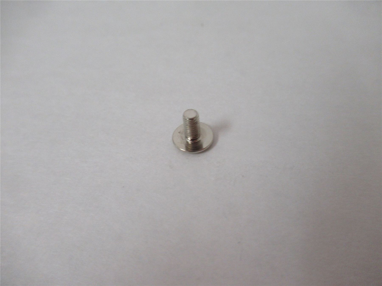 Sato MJ9300622; Lot-5 Thin Head Screw