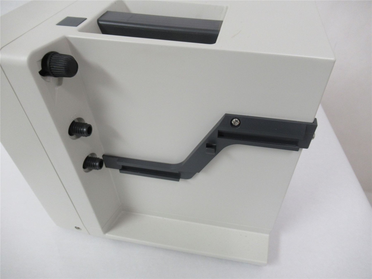 Buchi 11V300000;  Vacuum Pump Flow Rate 1.8 m³/h 100/240 V