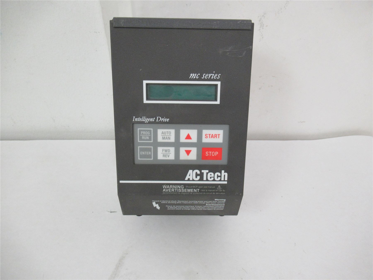 Lenze M1210B;  Variable Frequency Drive 1 HP 208-240VAC 3Phase