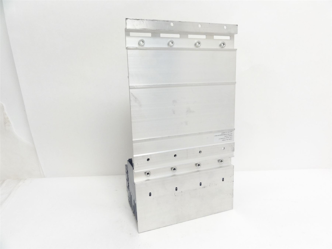 B+R 8B0M0040HW00.000-1; Mounting plate W/Integrated Backplane