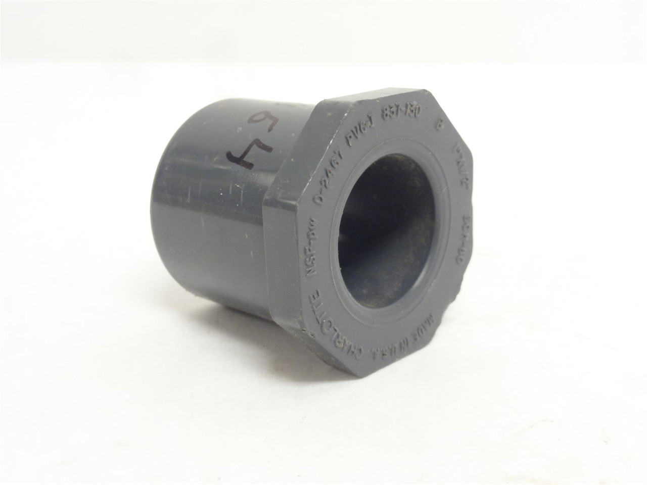 Charlotte 837-130; Lot-3; Hex Reducer; 1" Spigot x 1/2NPT