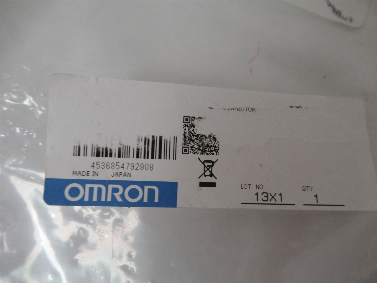 Omron  XW2Z-100K; Cable Assembly Interface  3.28'