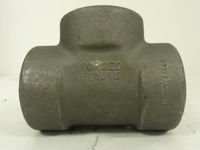 Industry Std 5P504 ; Reducing Tee 1-1/2"x1-1/2"x1/2"NPT 300PSI