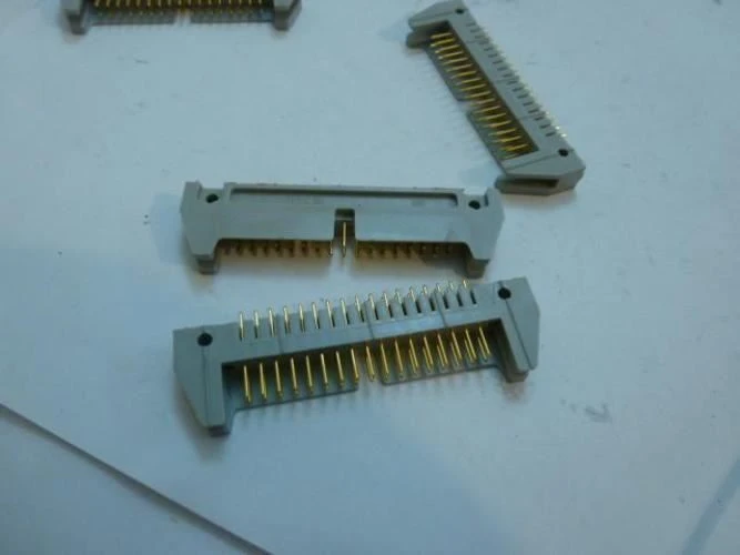 3M 3431; LOT-8 Connector; 68 pin