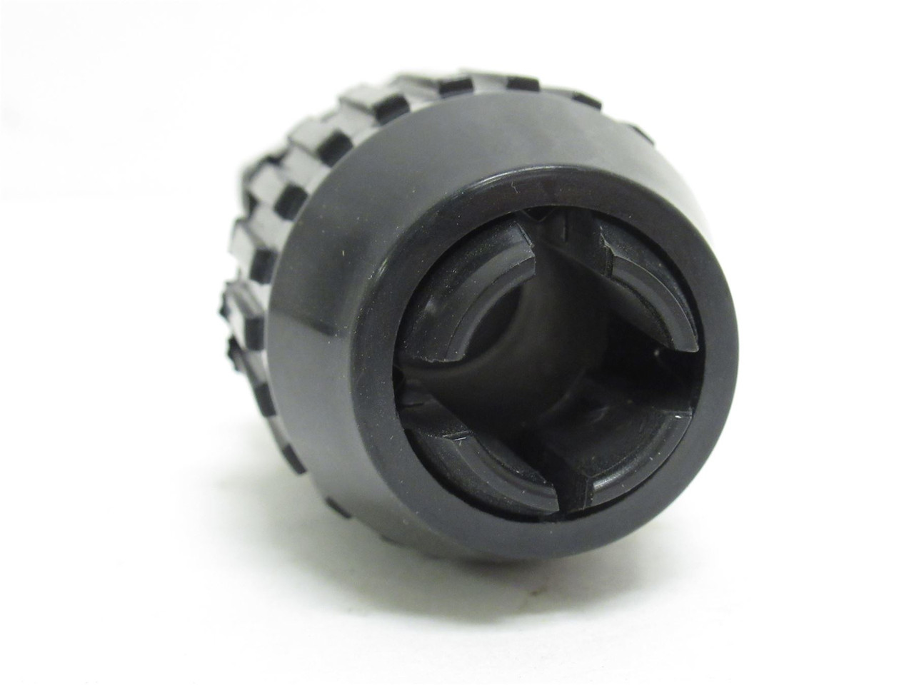 T&B 2691; Liquidtight Cord Connector; Size .560-.690"; Black