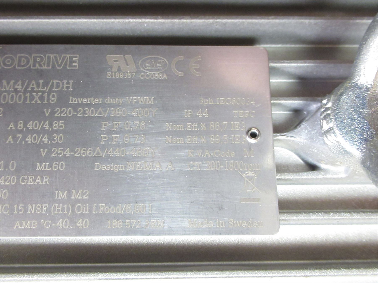 SEW DRN100LM4; Gearmotor; Ratio: 124.97; 380-400VAC; 60Hz