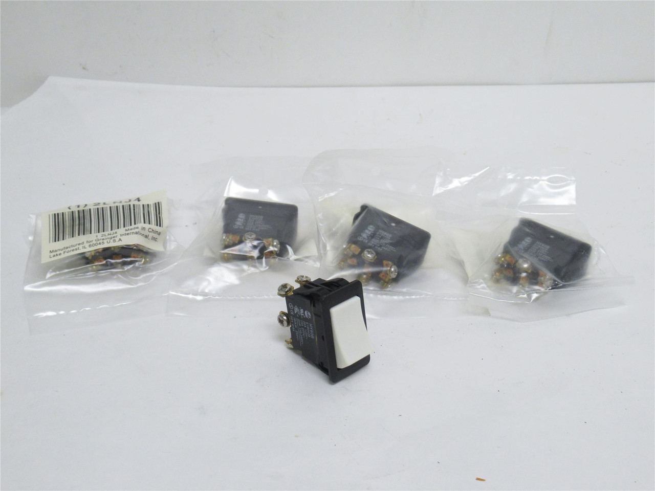 Kedu HY60B; Lot-5 Rocker Switche DPDT On/Momentary On