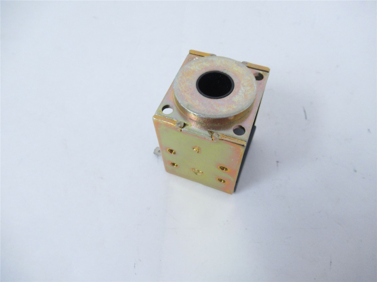 Guardian A420-0664534-00; Solenoid Coil (Missing Plunger)