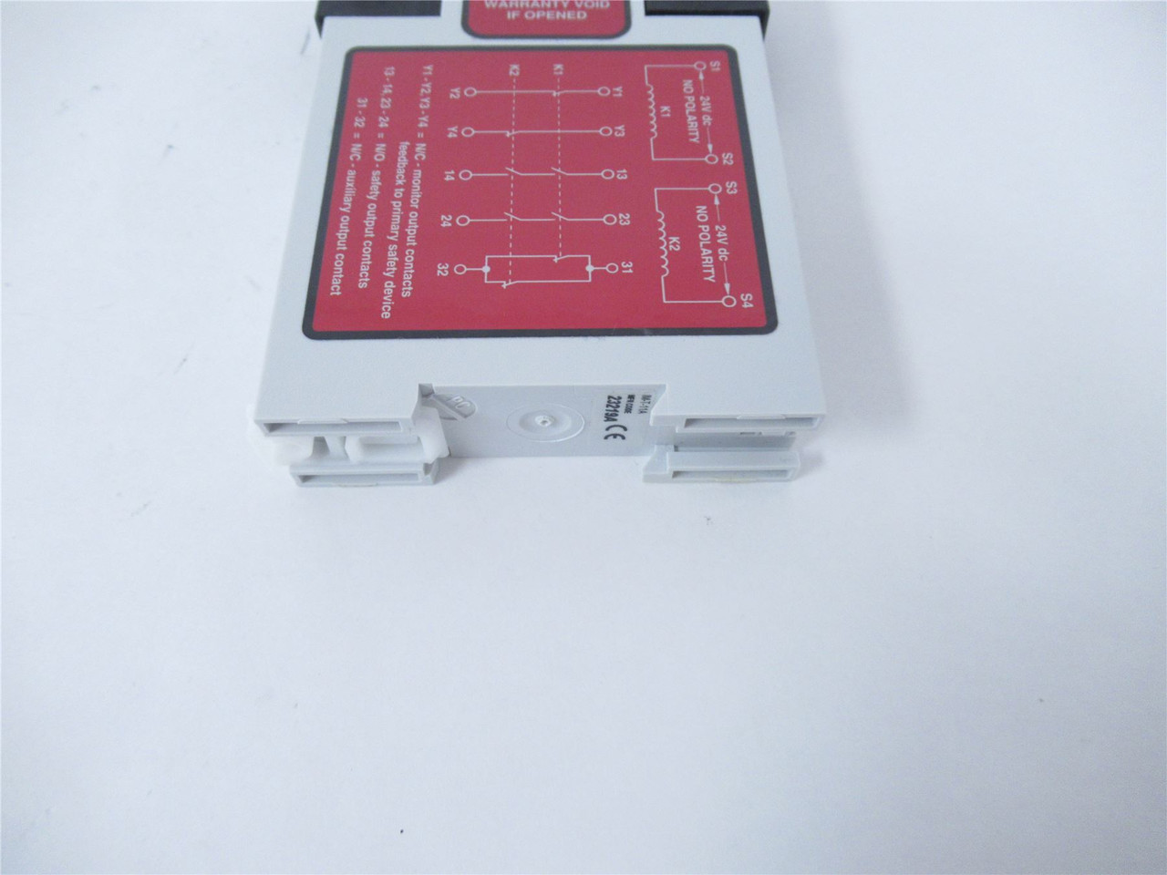 Banner IM-T-11A 61424; Safety Relay SIL3; 24 VDC 2NO+1NC