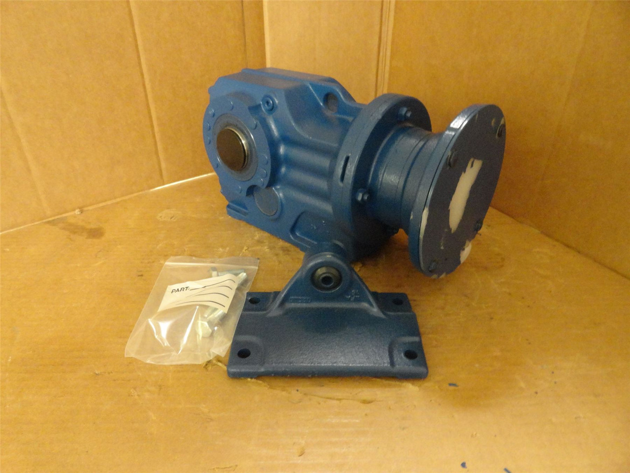 SEW KA47/TAMS145-29:1; Inline Gearbox; 29.32:1 Ratio; 60RPM