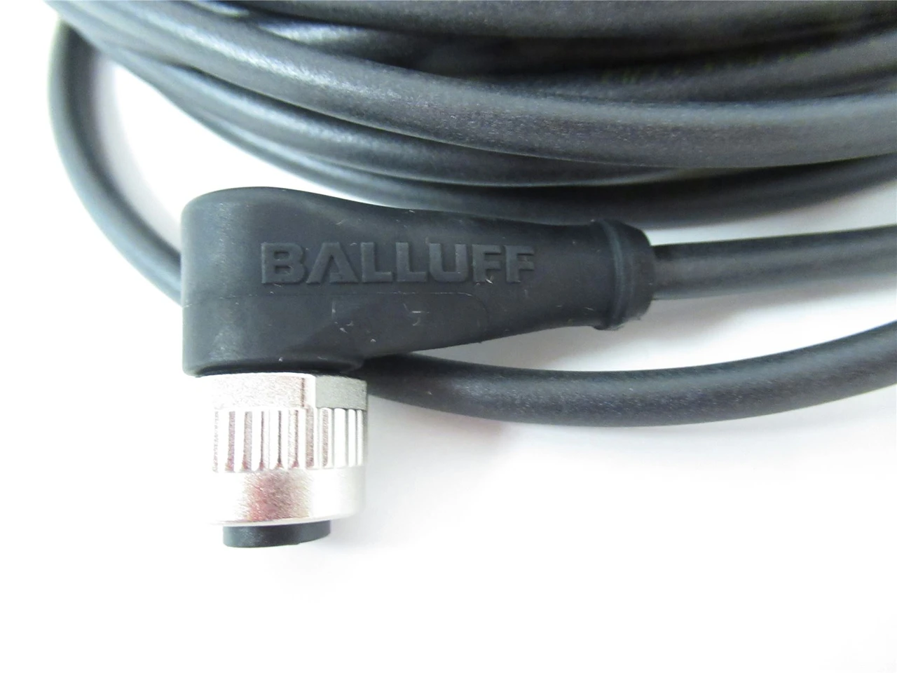 Balluff 106756; Round Plug M12 Angle