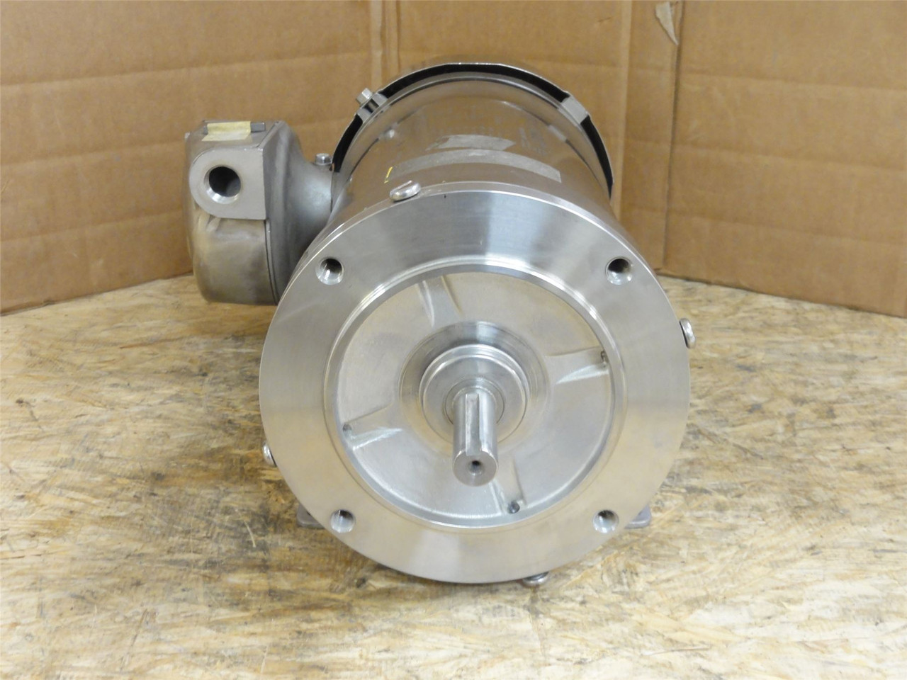 WEG 1311087114; AC Motor; SS; 2HP; 208-230/460V 1725RPM; 3PH