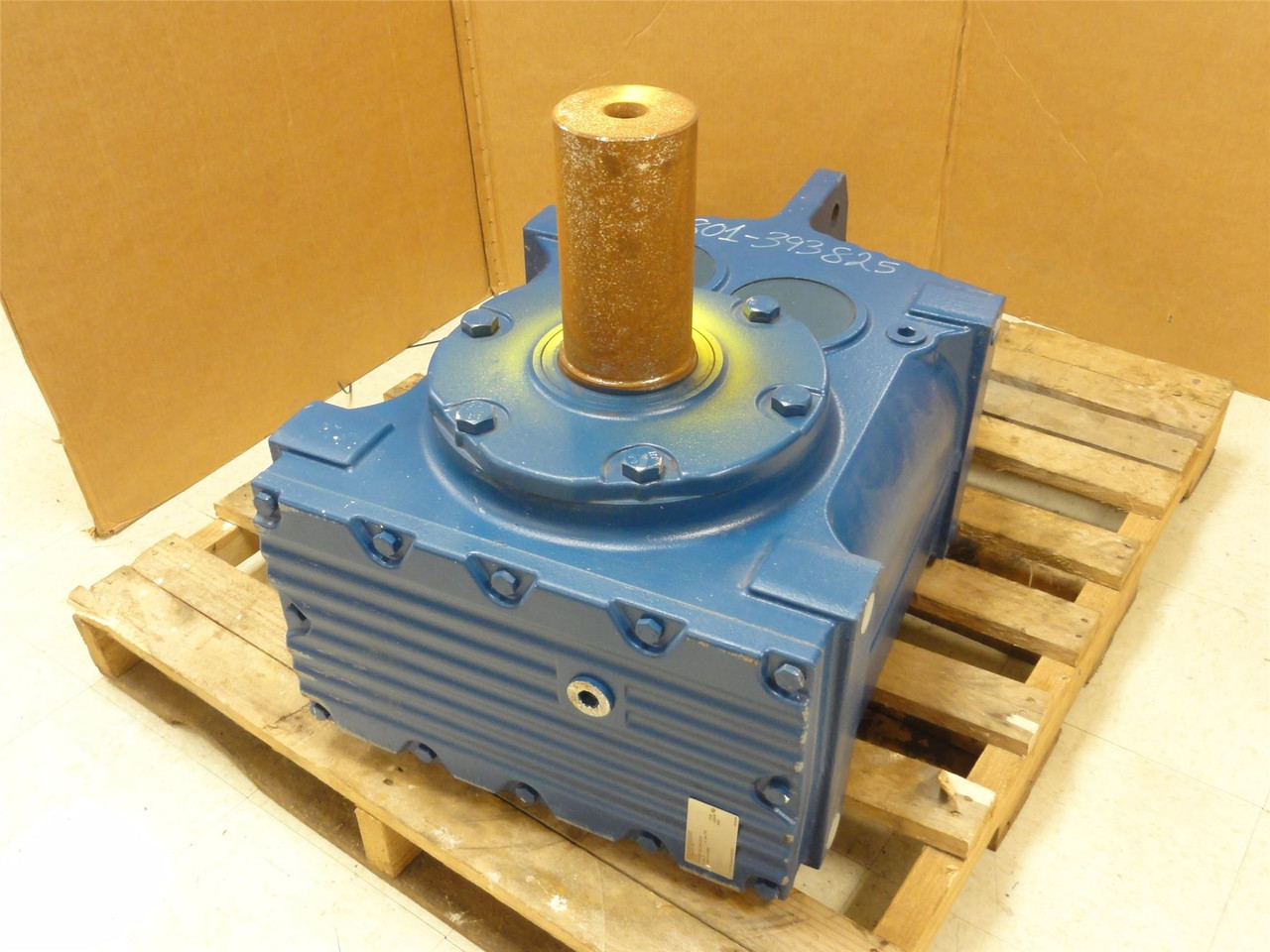 SEW F127/A; Parallel-Shaft Helical Gearbox; 37.28:1 Ratio
