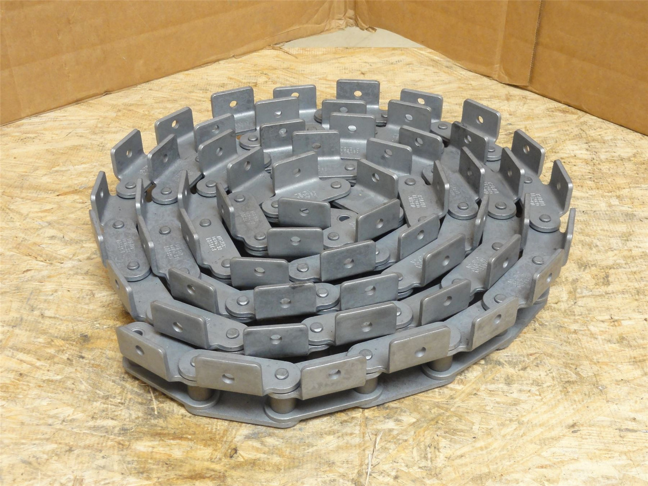 Tsubaki RF2080; Double-Pitch; Flighted Roller Chain; 10' Long