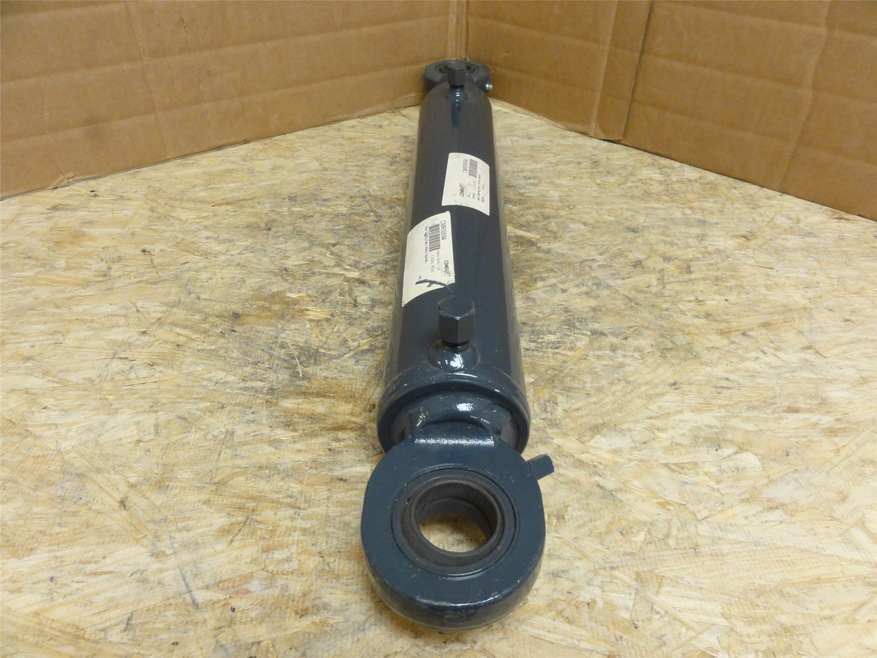 Combilift CMR00094; Rear Steering RAM; 1-3/8" Clevis ID