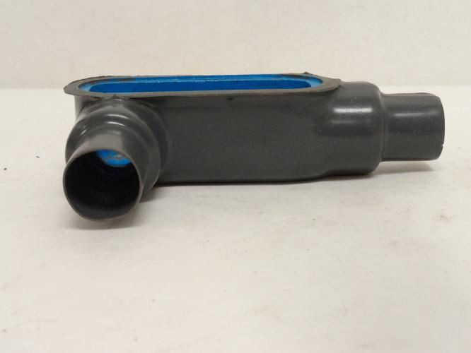 T&B LR27-B-1; Ocal-Blue Conduit; 90Deg; Size: 3/4" NO Cover