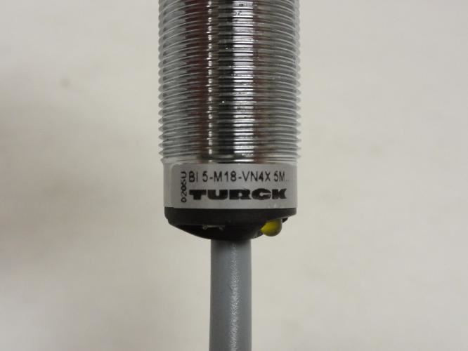 Turck Bi 5-M18-VN4X5M; Proximity Sensor; 10-65VDC; NO NUTS
