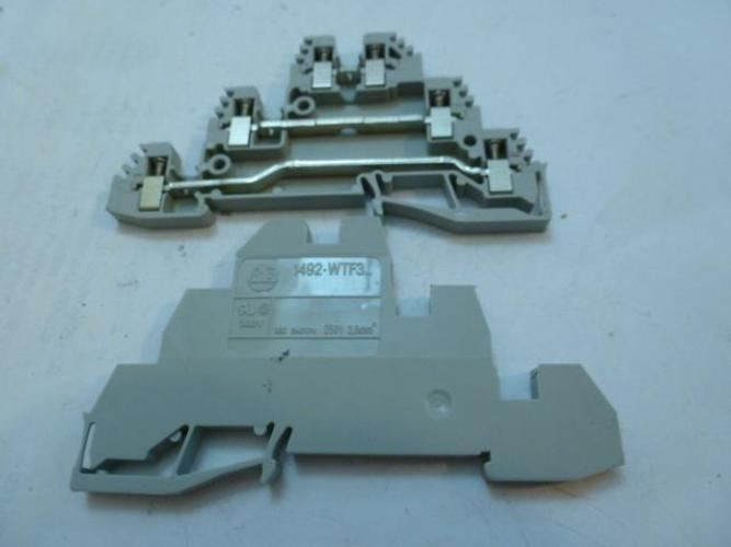 Allen-Bradley 1492-WTF3; LOT-2 Terminal Block; 300V/ 250V