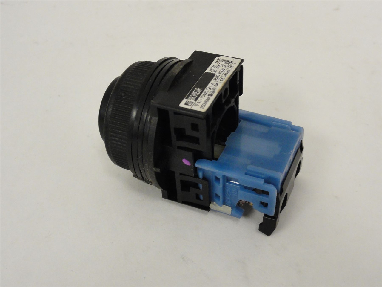Fuji AR30E0R; Pushbutton Switch; 40mm Dia; 250V; 6A