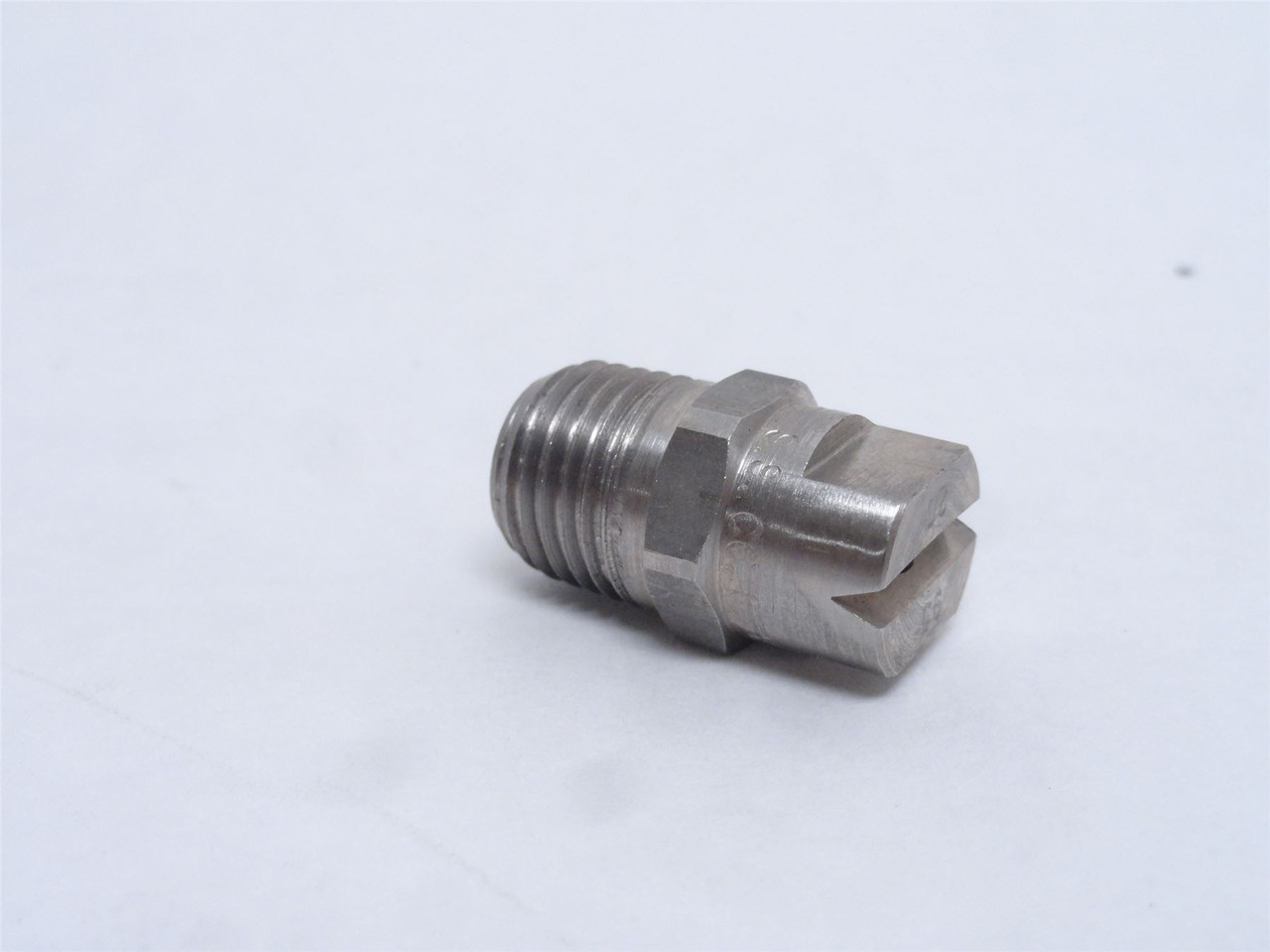 Spraying Systems H1/4U-SS9520; Flat Spray Nozzle; SS; 1/4NPT