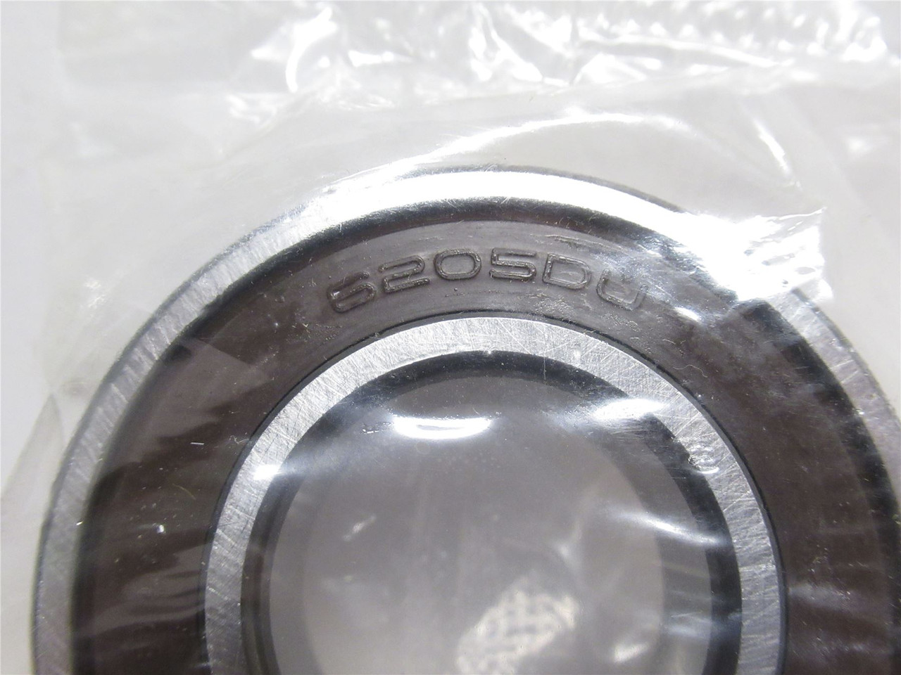 NSK 6205DDUC3; Ball Bearing 25mmID x 52mmOD x 15mm Wide