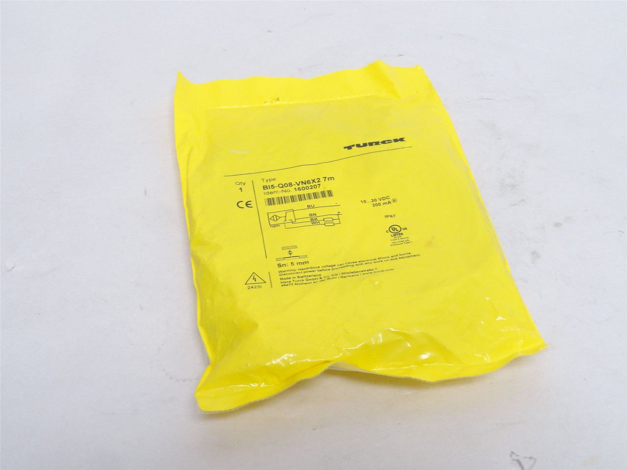 Turck B15-Q08-VN6X2 7M; Prox Sensor 1600207; 10-30VDC