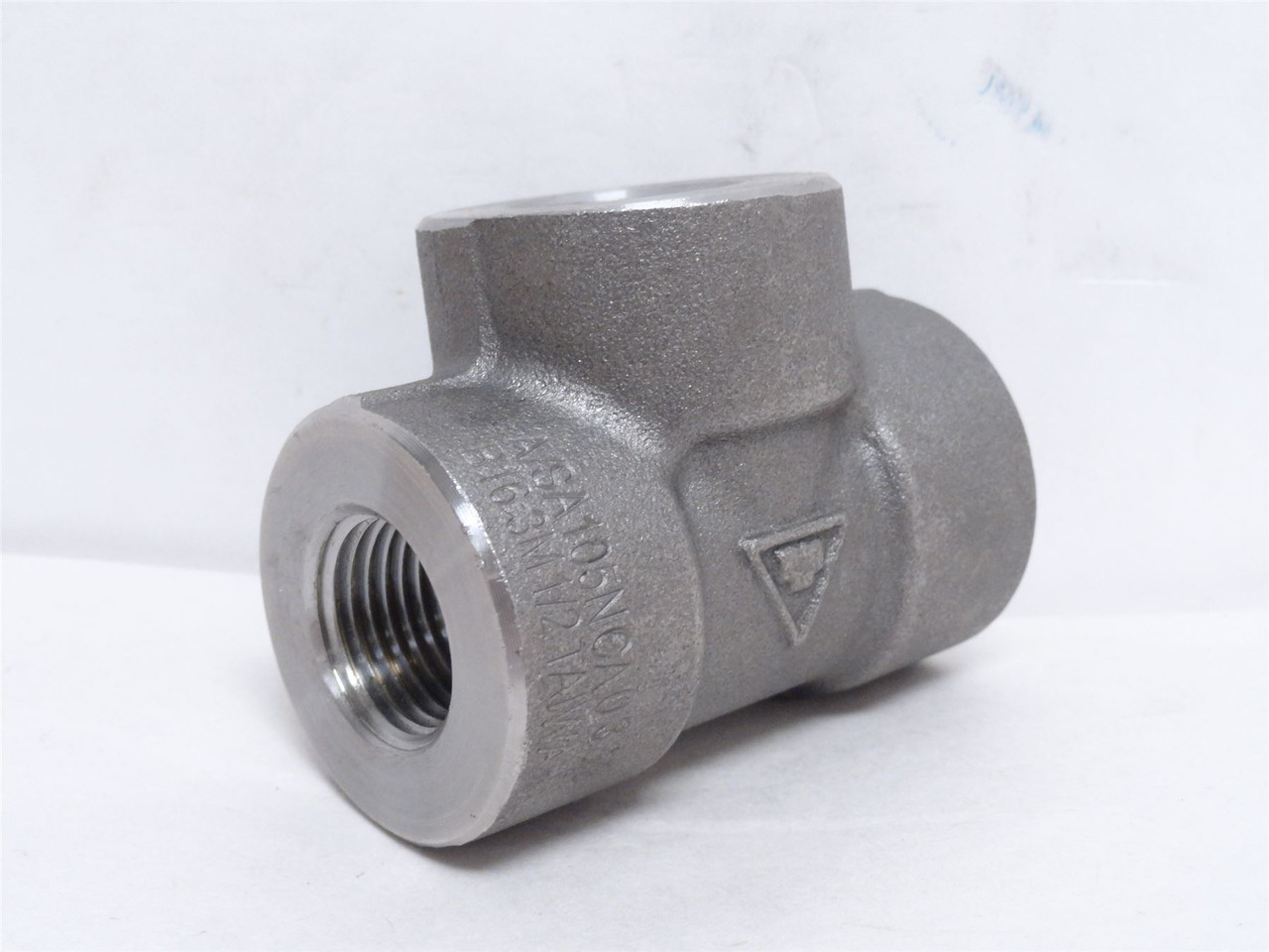 Industry-Std 1MMX9; Pipe Tee; Sch: 80; Class: 3000; 1/2NPT