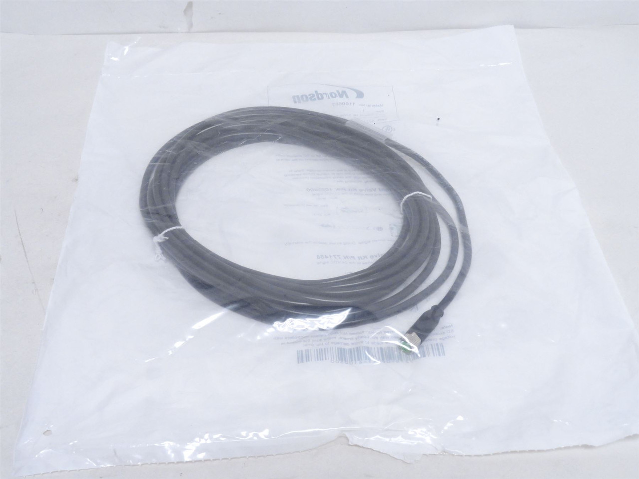 Nordson 1100687; Female Connector Cable; 3-Wire; 5m Long; M8